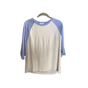 Goldie lewinter raglan style blue and white casual top size large